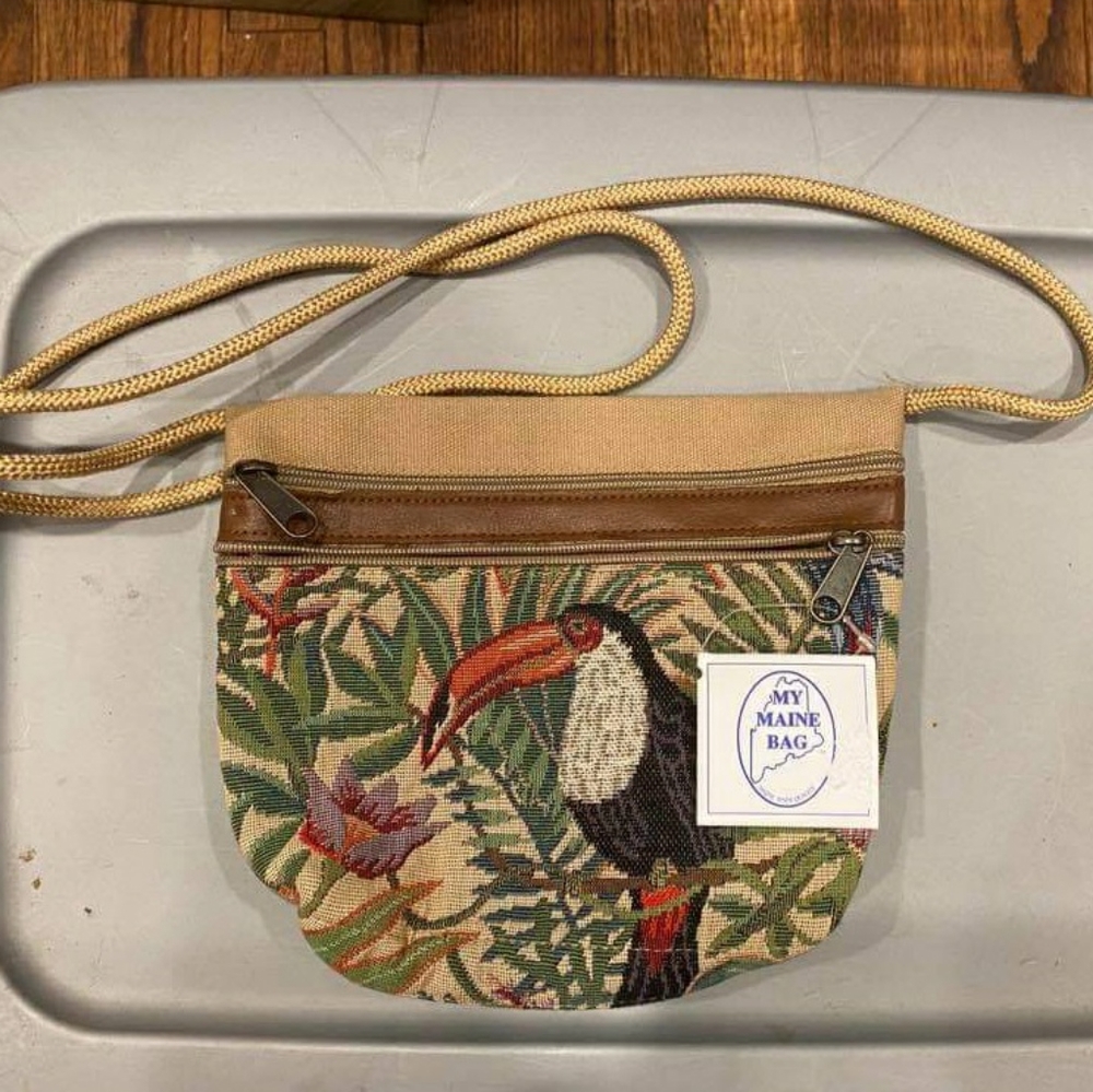 My Maine Bag over the shoulder purse 👛